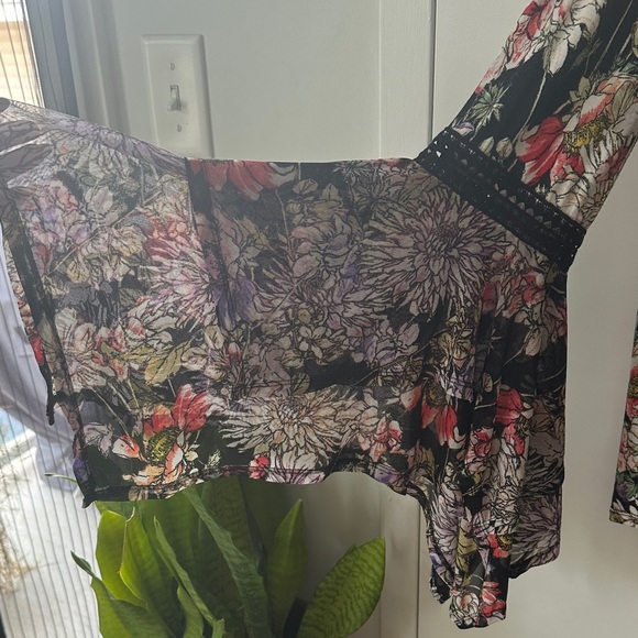 CUPIO | Boho Black Floral Women's Top with Trumpet Bell Sleeves and Lace Details - Picture 3 of 10
